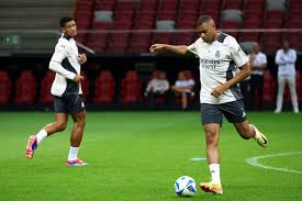 锋和具有创 锋和具有创